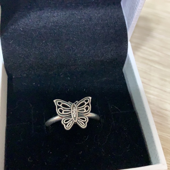 🎉HP🎉Retired Pandora butterfly ring - Picture 4 of 12